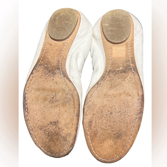 LOEWE white lock flats - Picture 3 of 5